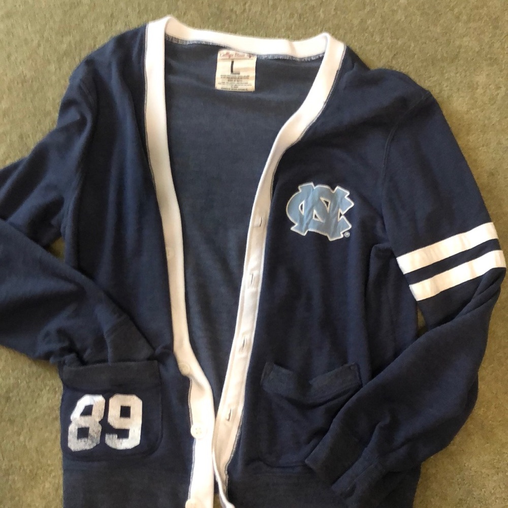 AE Collegiate NC cardigan